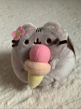 Mini Pusheen Plush Pusheen Eating Ice Cream Mini Plush